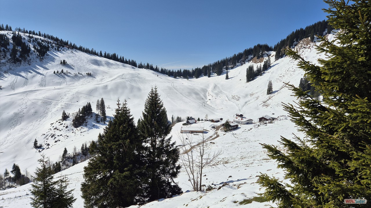 Winterwandern-Langlauf-Schneeschuhwandern [copyright by Adrian Porwol]